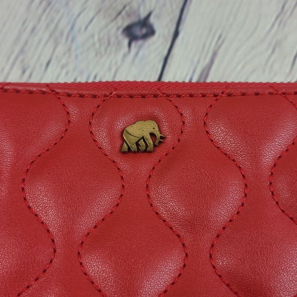 Banana Republic red wallet - Picture 3 of 7
